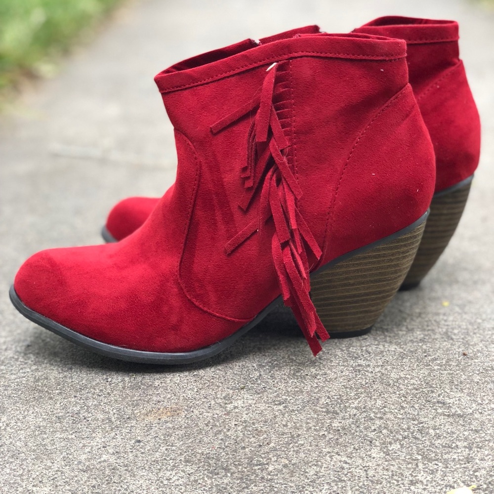 Cute Fringe Booties (Dazzling Red!)